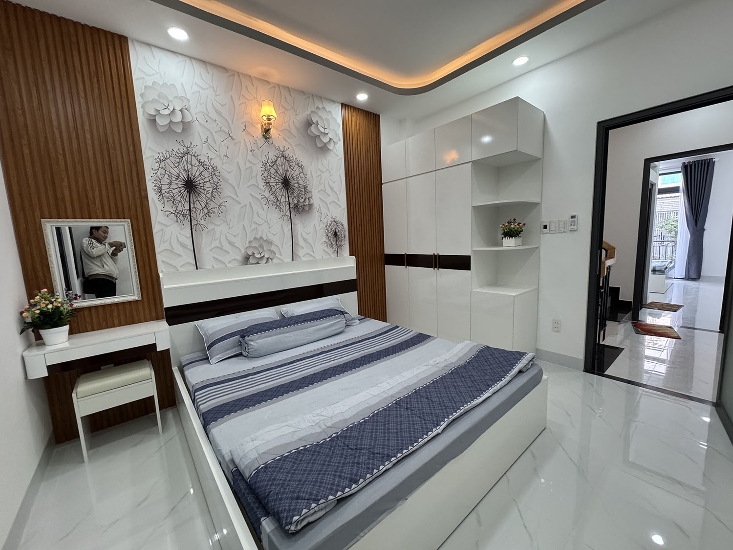 Nhà phố 3 lầu t.kế Tân Cổ Điển, full nội thất cao cấp, hẻm xe hơi khu VIP Lê Lợi-Gần ĐH Công Nghiệp